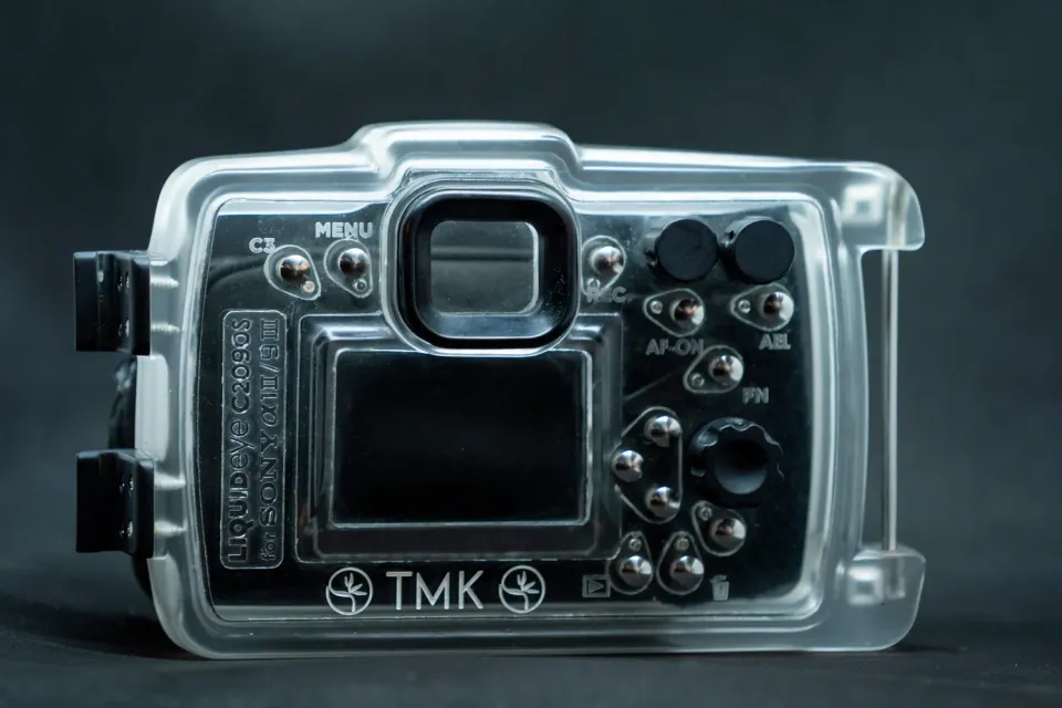 Liquid Eye backplate gravering gepersonaliseerd 10 tekens